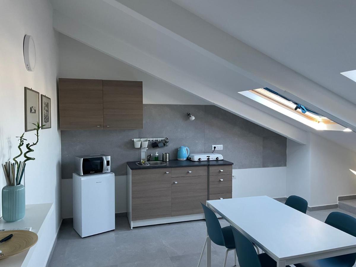 Sky View House Naples Daire Dış mekan fotoğraf